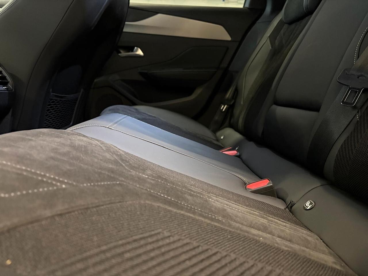 Peugeot 308 SW GT Hybrid 180 e-EAT8 PHEV SPOTICAR