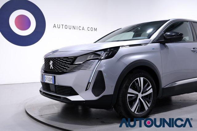 PEUGEOT 3008 HYBRID4 300 E-EAT8 ALLURE PACK