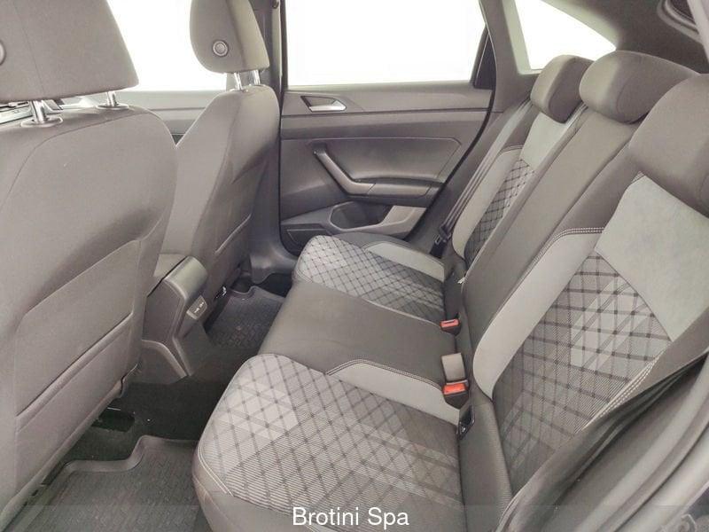 Volkswagen Taigo 1.0 TSI 110 CV R-Line