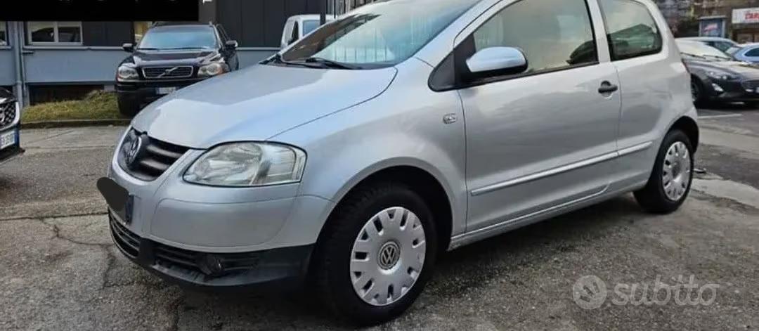 VOLKSWAGEN FOX
