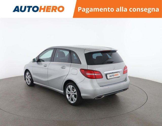 MERCEDES-BENZ B 180 d Automatic Sport