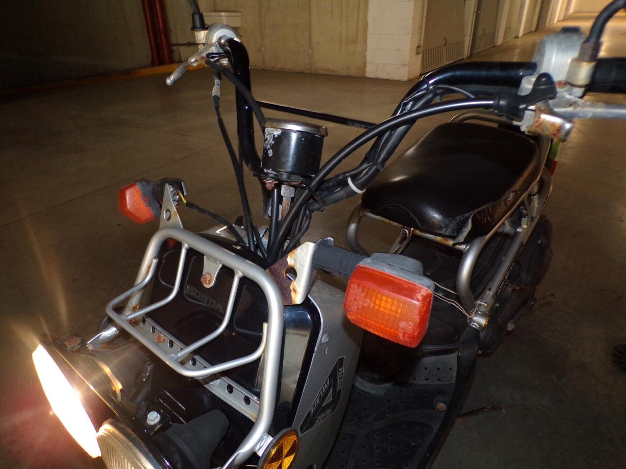 SCOOTER HONDA ZOOMER 50 4T DEL 2005 57.200 KM MOTORE SOSTITUITO NEL 2023