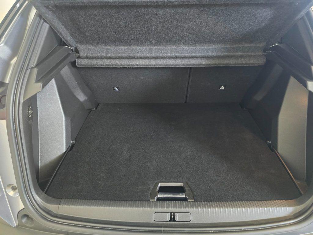 Peugeot 2008 Hybrid 145 e-DCS6 Allure