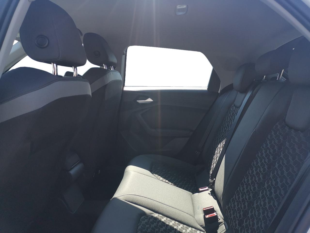 AUDI A1 II 2022 allstreet - A1 allstreet 30 1.0 tfsi Identity Contrast 116cv s tronic