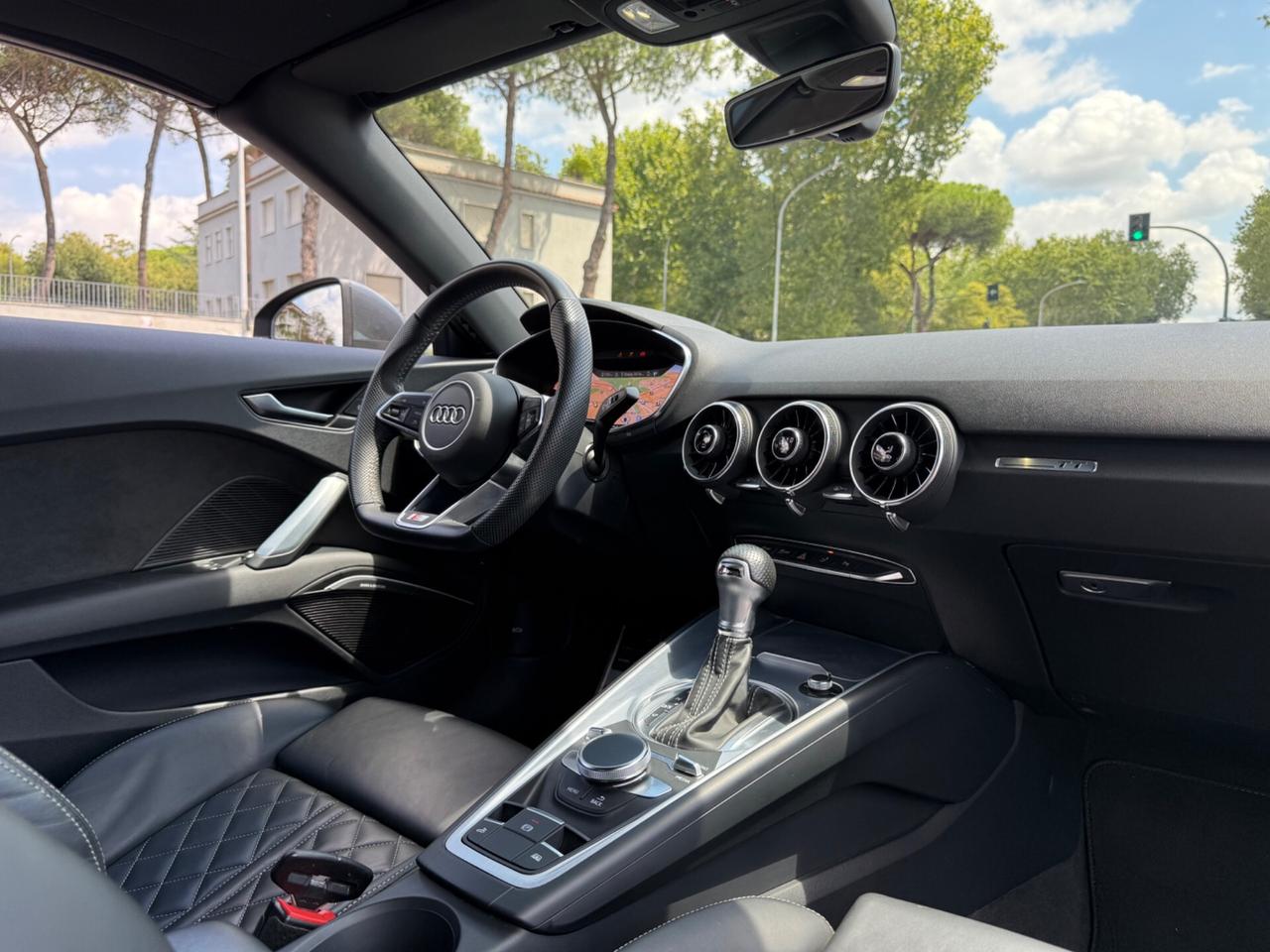 Audi TT Roadster 45 TFSI S tronic S line