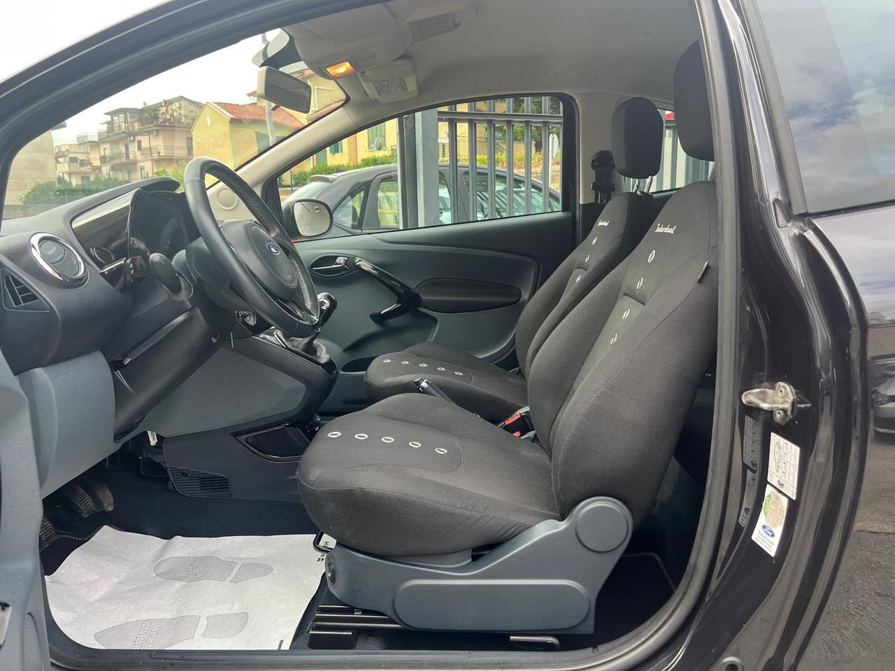 Ford Ka 1.2 Individual c/esp,tcs 69cv E5 Clima