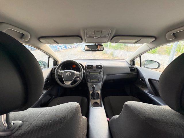 TOYOTA Avensis 2.0 D-4D KM E MOTORE ORIGINALI TAGLIANDI CERTIFICA