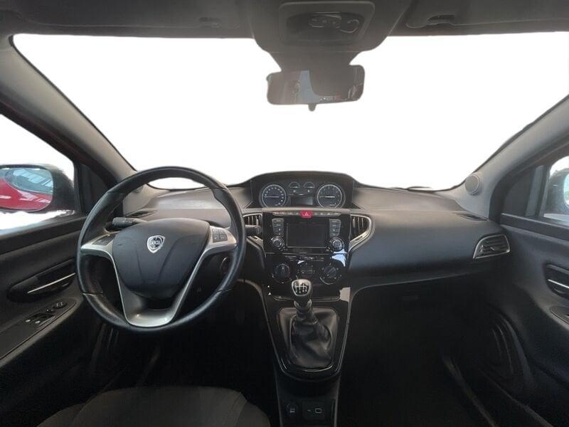 Lancia Ypsilon III 2015 1.0 hybrid Gold s&s 70cv