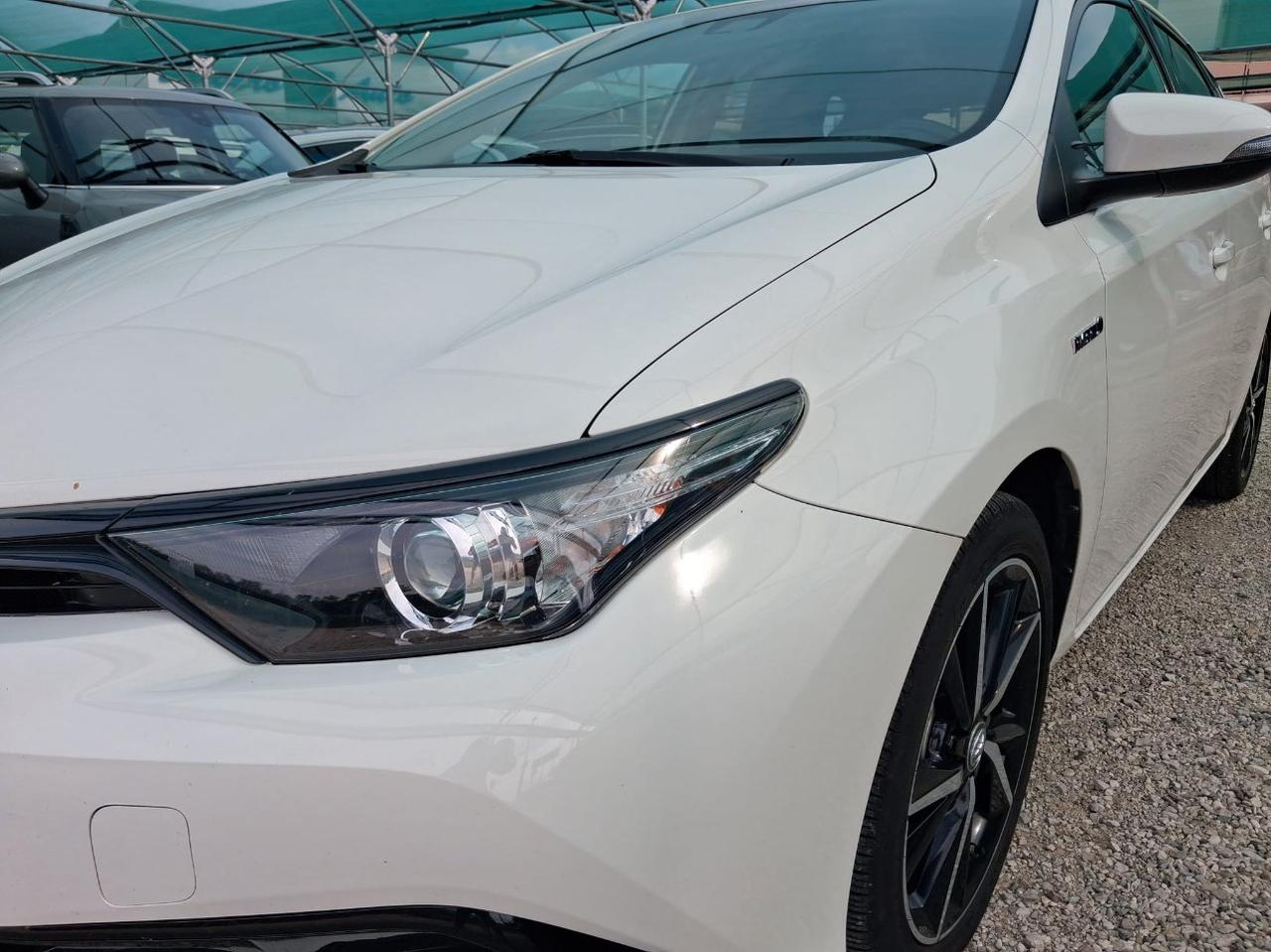 Toyota Auris 5 Porte 1.8h Style cvt