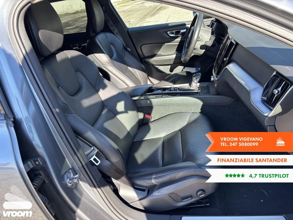 VOLVO V60 (2018-->) V60 D4 Geartronic Business ...