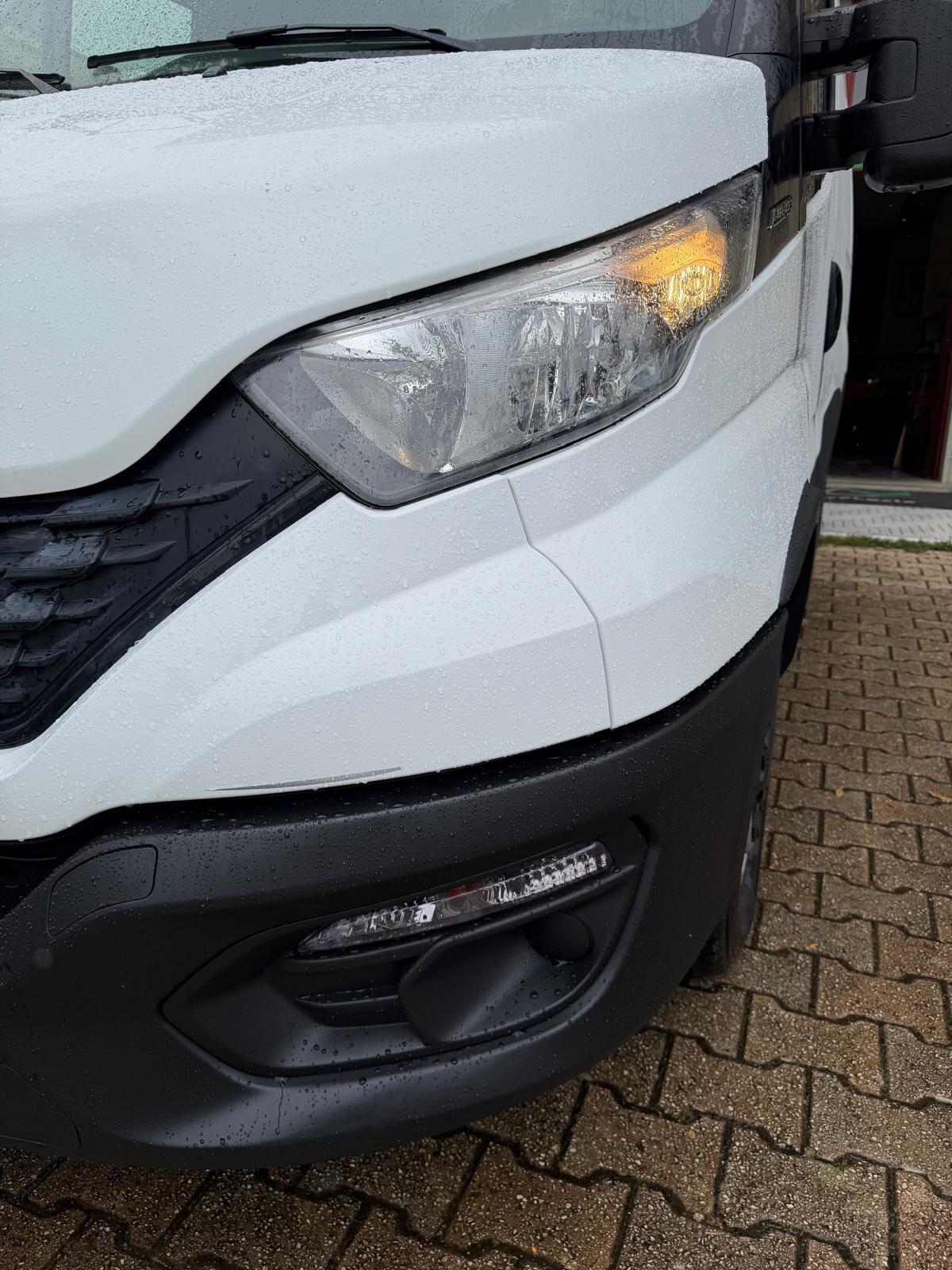 Iveco Daily 35S12V 2.3 HPT PC-TN Furgone