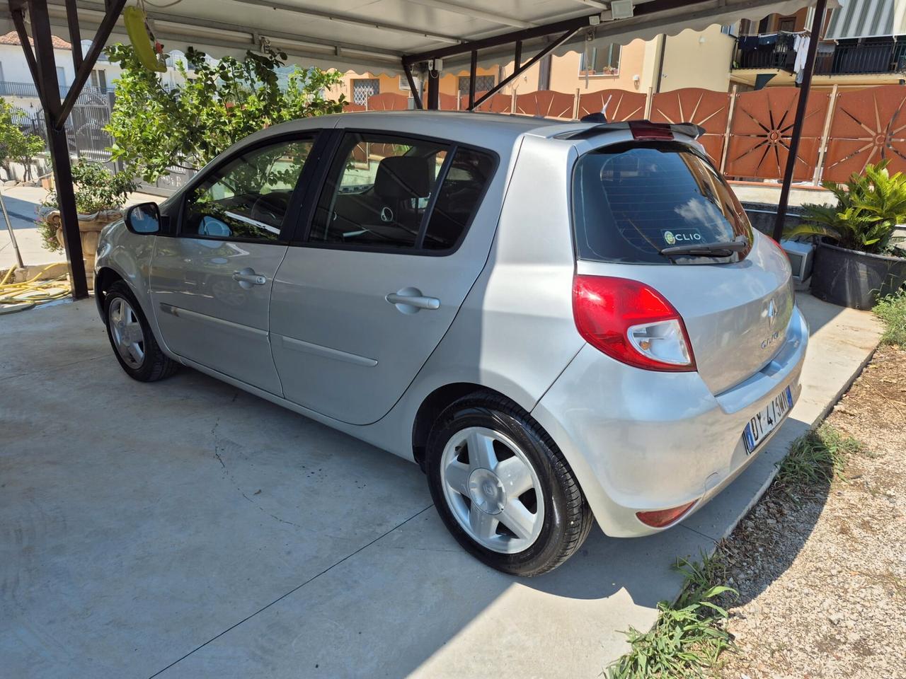 Renault Clio 1.4 16V cat 5 porte Confort Authentique