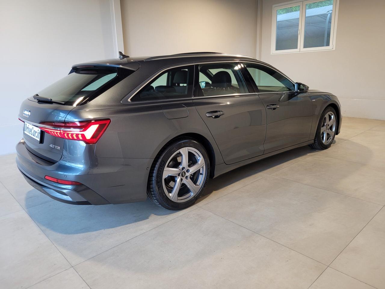 Audi A6 AVANT 40TDI S TRONIC S LINE MATRIX TETTO C19"-RESTYLING