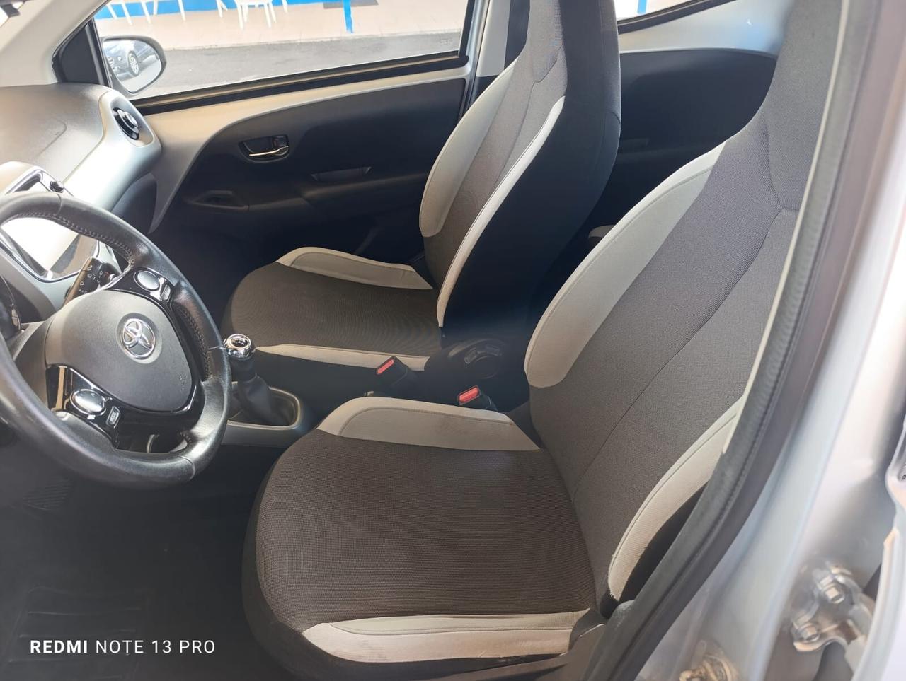 Toyota Aygo 1.0 VVT-i 69 CV 3 porte x-cool TSS 2017