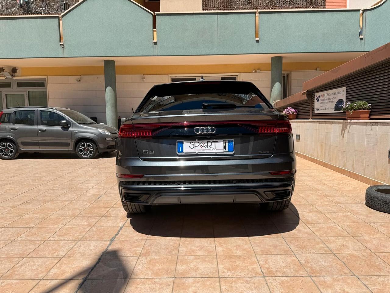 Audi Q8 50 TDI 286 CV quattro Sport S-LINE TETTO MATRIX FULL