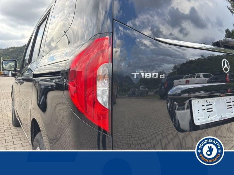 Mercedes-Benz Classe T 180 d AT