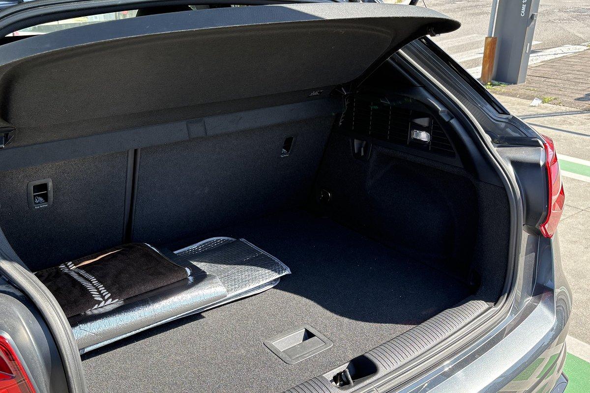 AUDI Q2 35 TFSI S tronic Identity Black