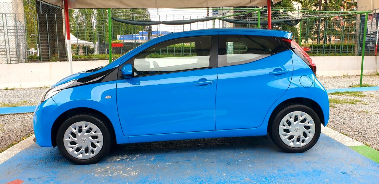 TOYOTA AYGO 1.0 BENZINA ANNO 2019 KM 56 MILA