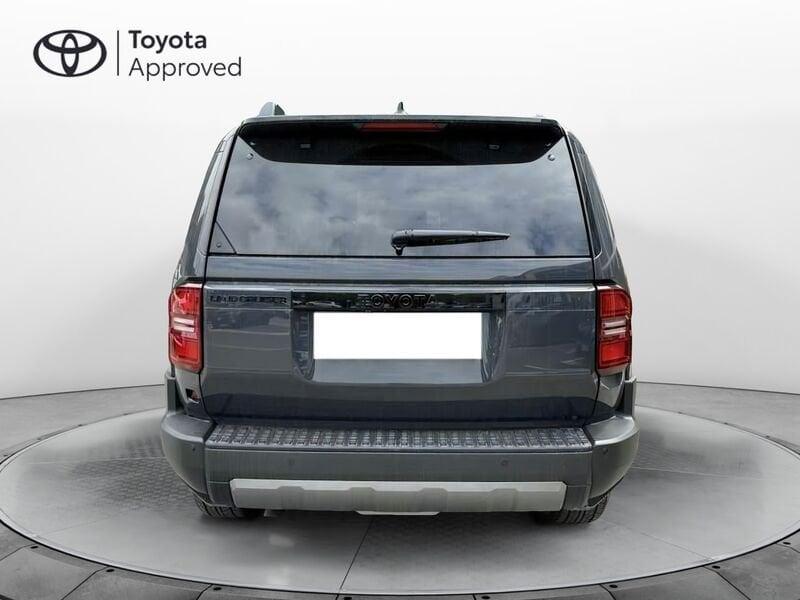Toyota Land Cruiser 2.8 d-4d Adventure awd auto