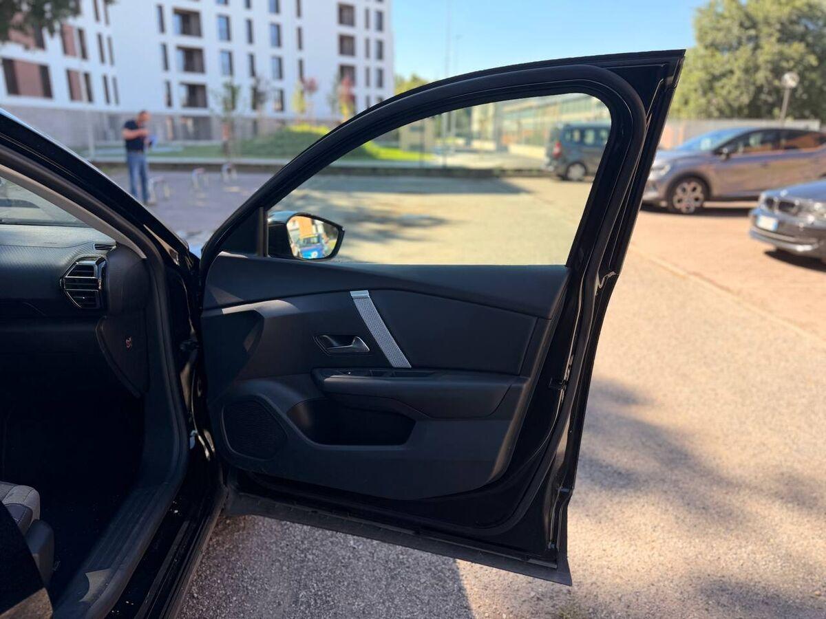 Citroen C4 1.2 puretech Max s&s 130cv eat8