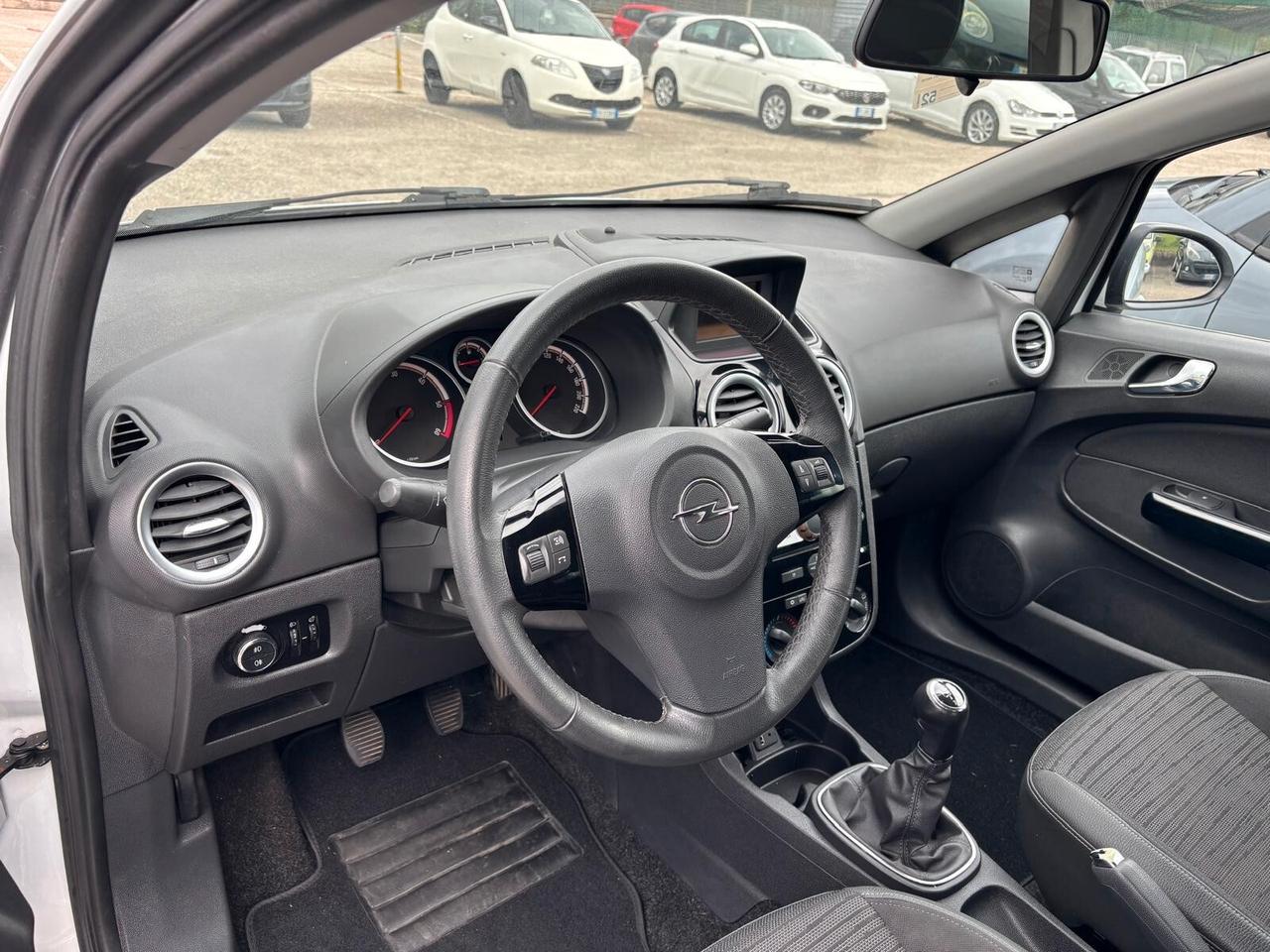 Opel Corsa 1.3 CDTI 5 porte - 2014