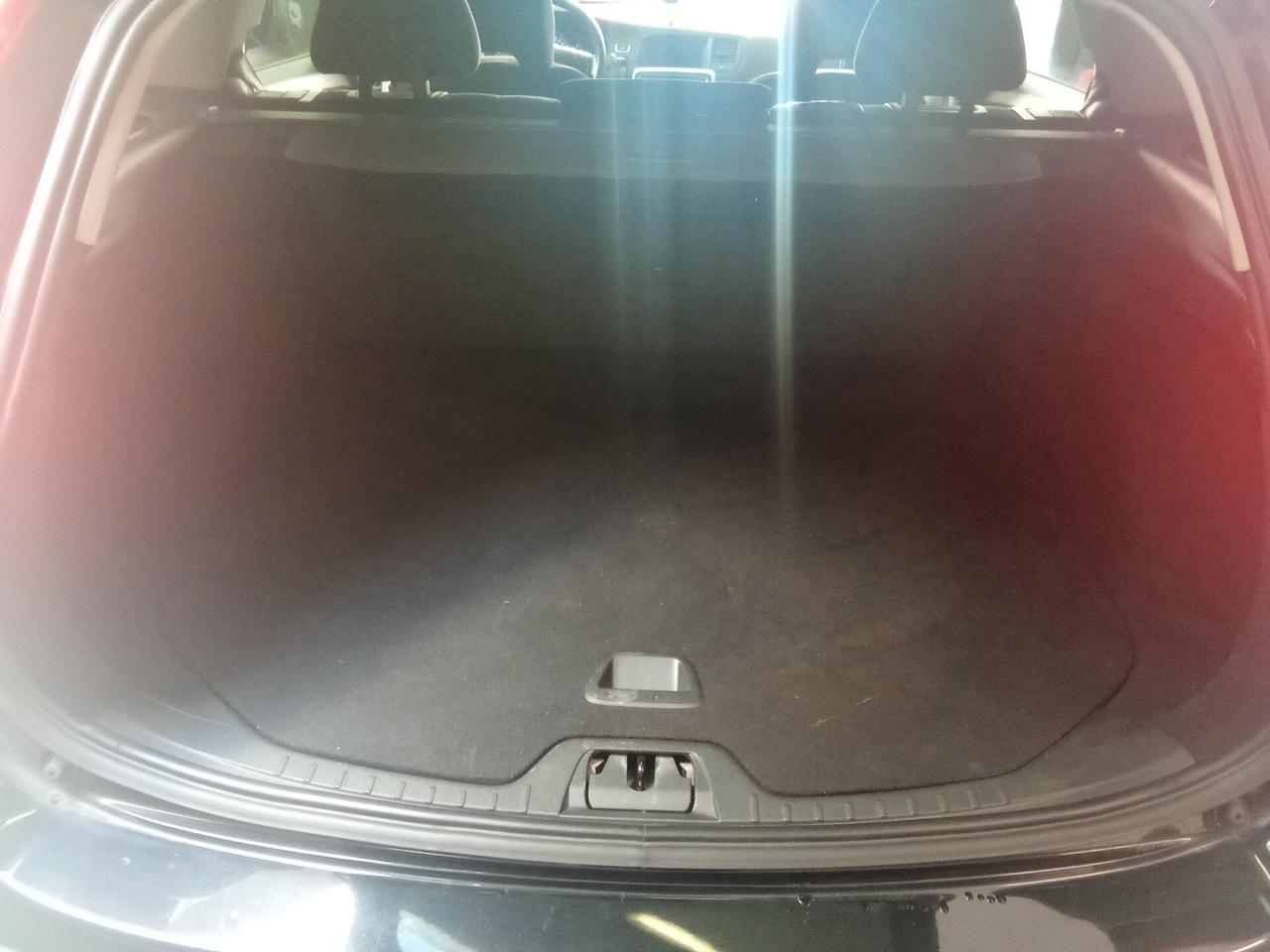 Volvo V60 D2 R-design
