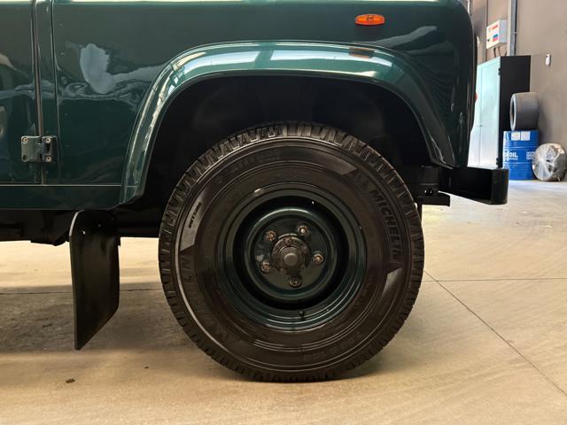 LAND ROVER Defender 110 3.5 V8