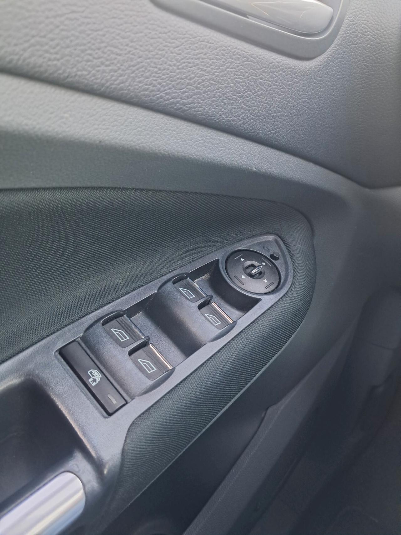 FordC-MAX1.6tdci-115CV-TITANIUM*TETTO*TALECAMERA*