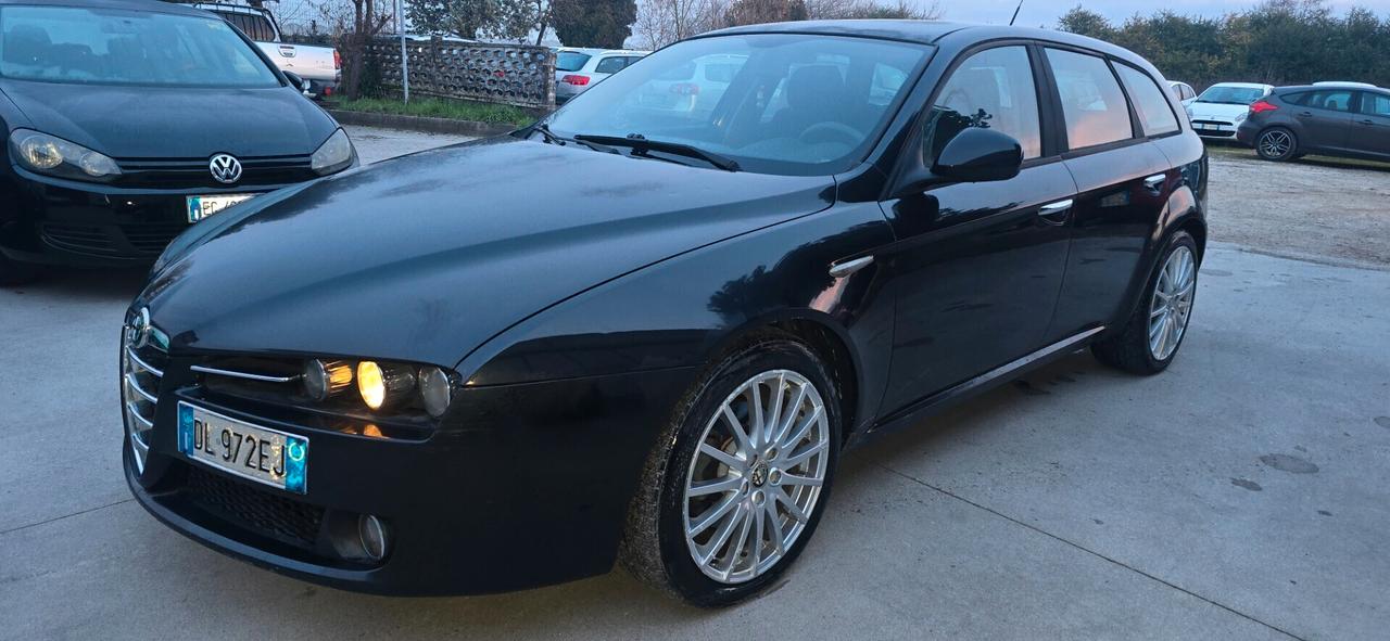 Alfa 159 tutta apena revisionata e batteria nuova