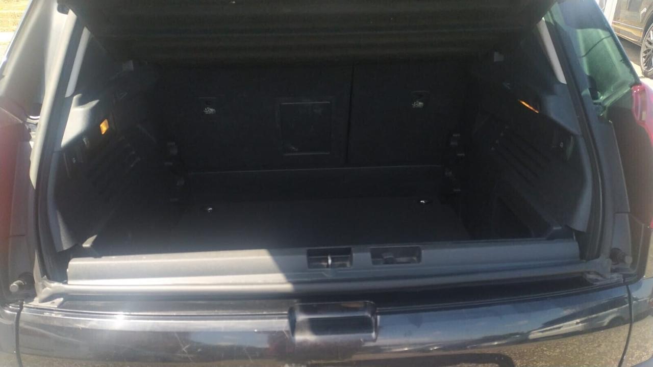 Peugeot 3008 1.6 e-HDi 112CV cambio robotizzato S.