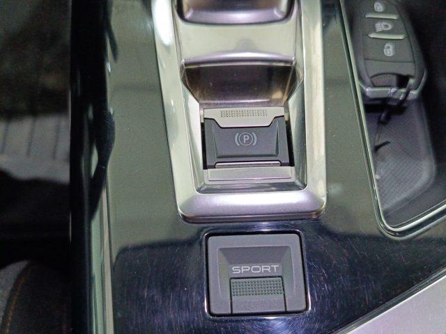 PEUGEOT 5008 1.6 BlueHDi 120 S&S EAT6 7 posti Business