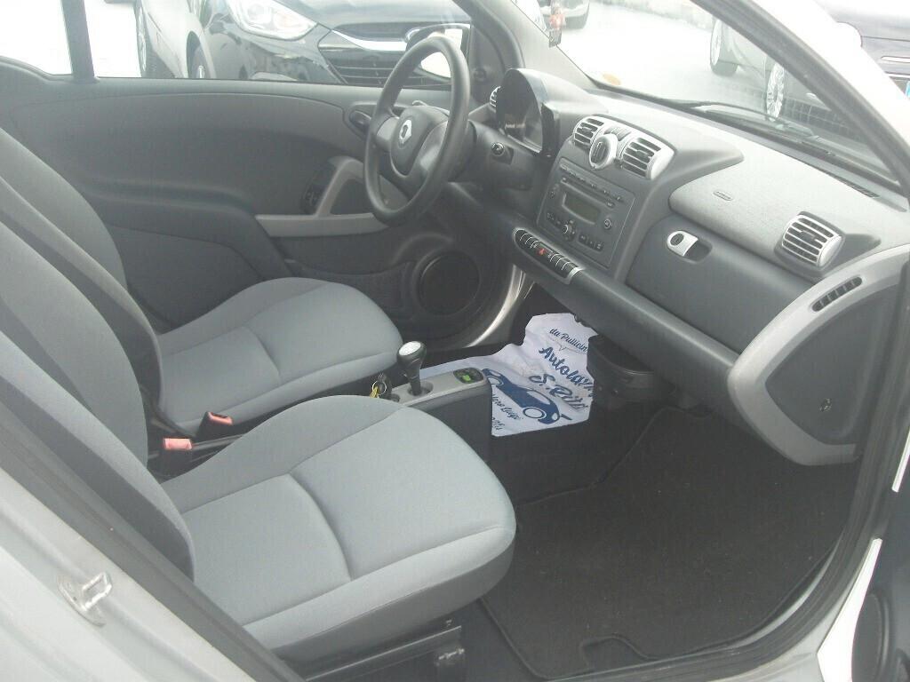 Smart ForTwo 1000 52 kW MHD coupé - 2010