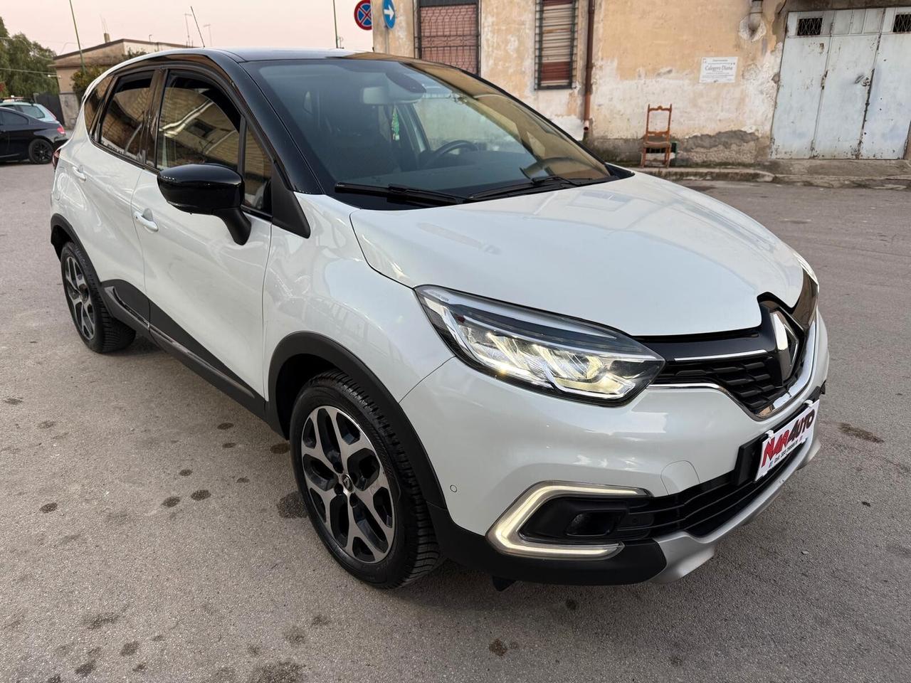 Renault Captur dCi 8V 110 CV Start&Stop Energy Initiale Paris