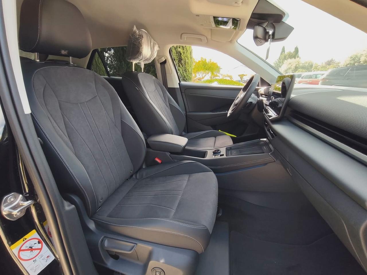 Volkswagen T-Roc 1.5 eTSI ACT DSG Style