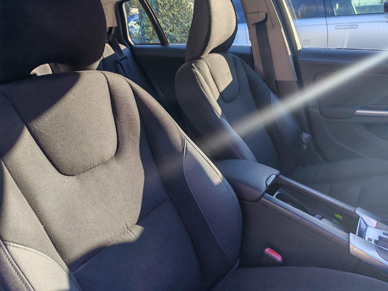 Volvo V60 D3 Geartronic Summum