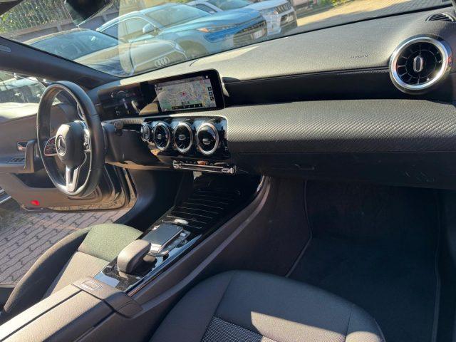 MERCEDES-BENZ CLA 180 d Automatic S.Brake Business Extra