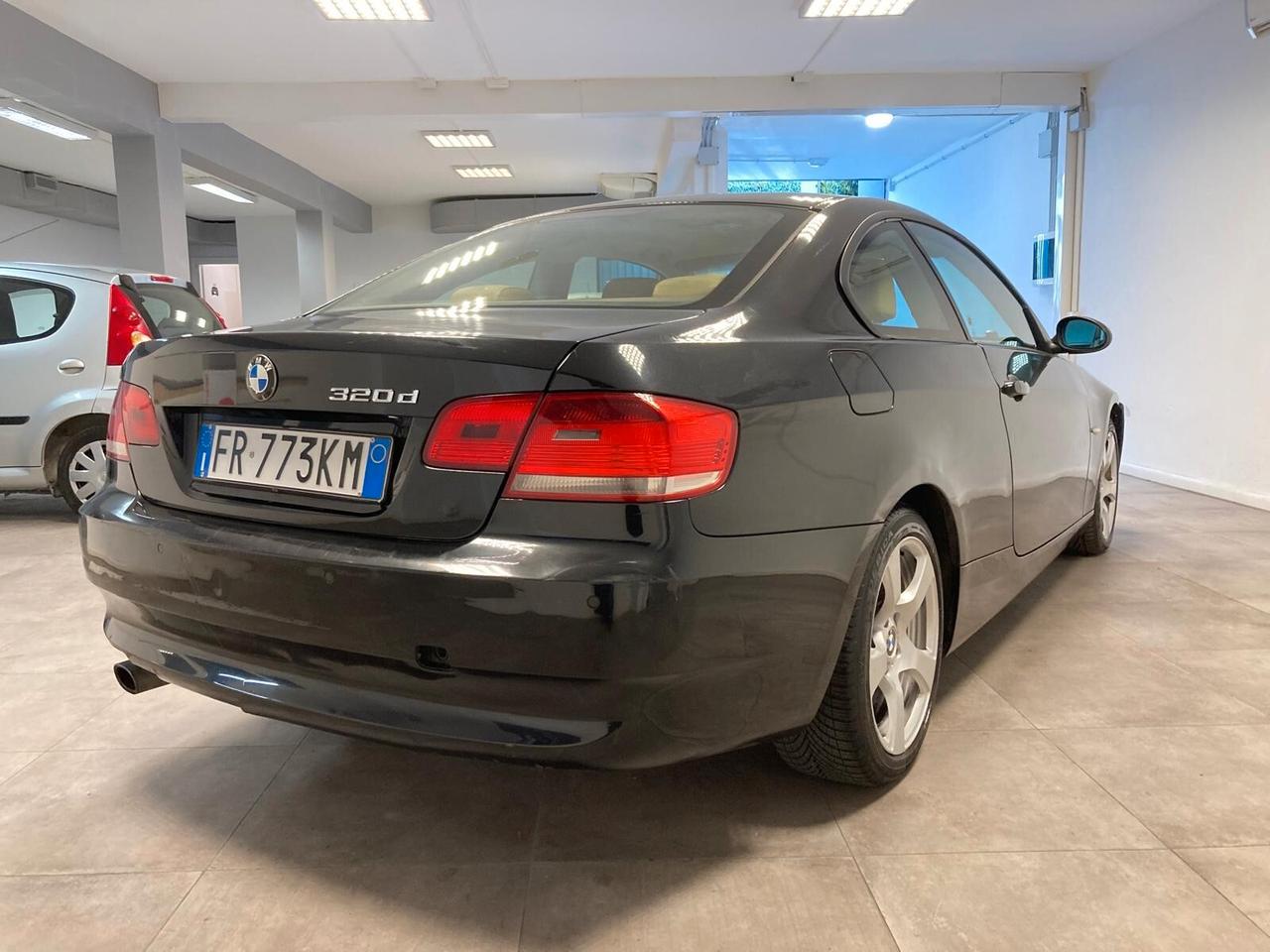 BMW 320D MSPORT COUPE' (E92) - KM ORIGINALI - CATENA NUOVA BMW