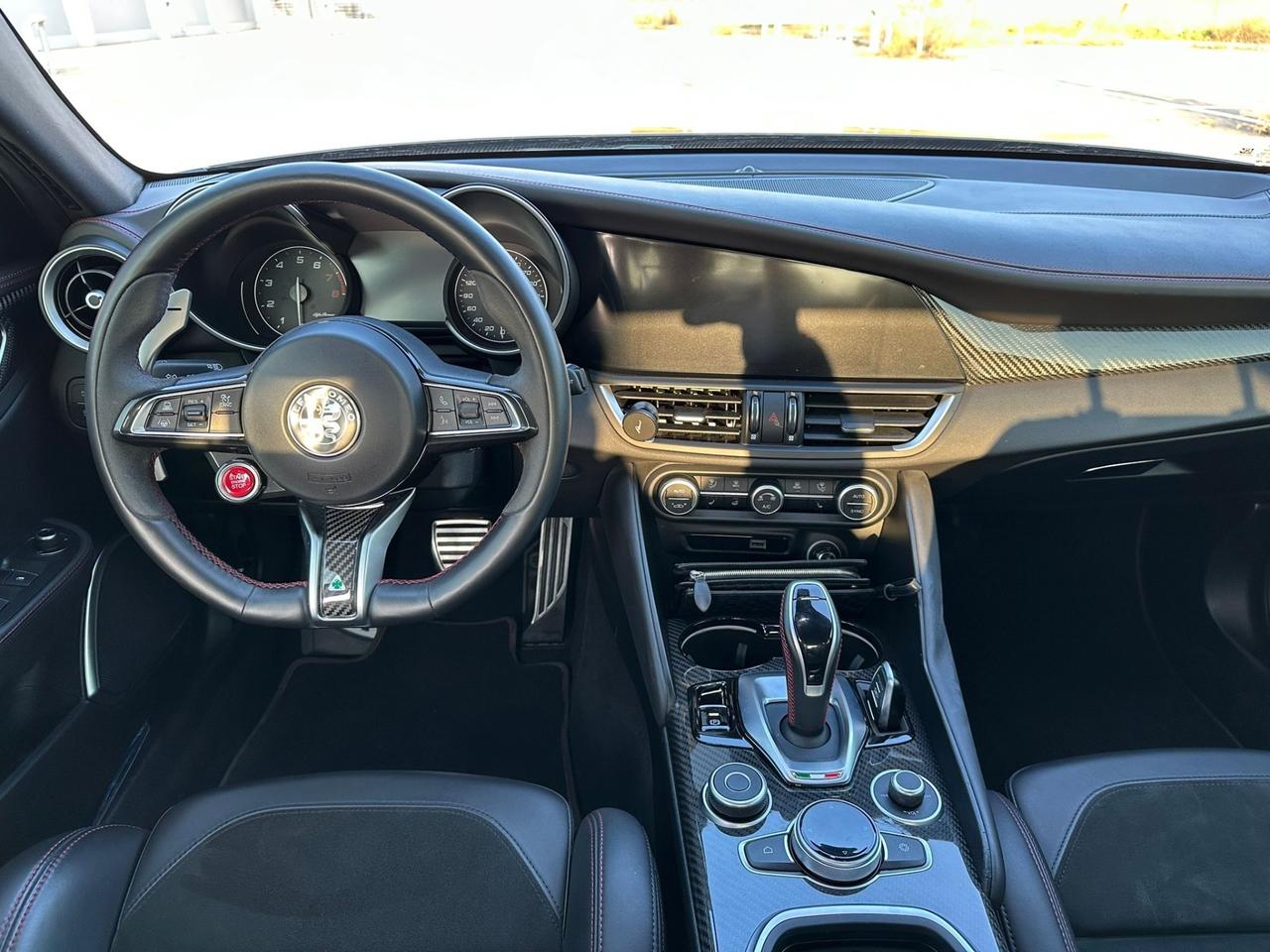 Alfa Romeo Giulia 2.9 T V6 AT8 Quadrifoglio