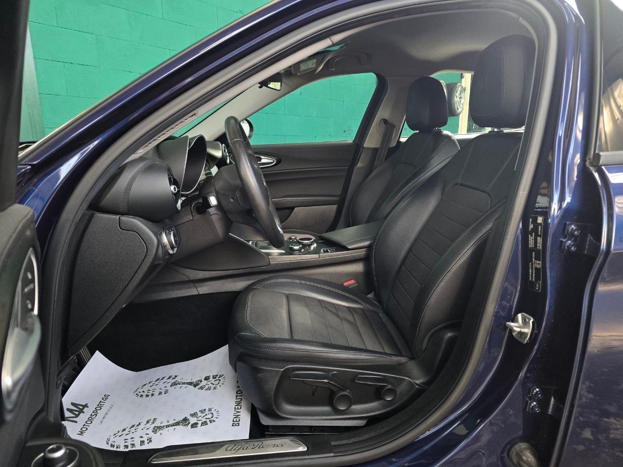 Alfa Romeo Giulia 2.2 TD 150cv AT8