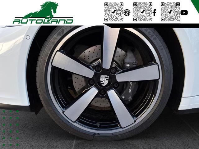 PORSCHE 911 992 Carrera