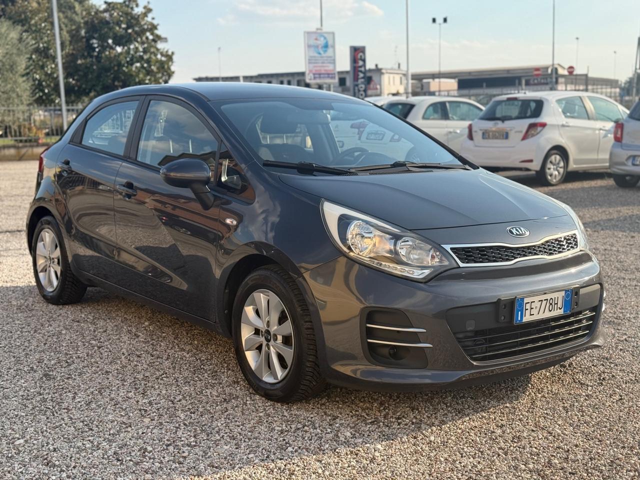 Kia Rio 1.1 CRDi 5p. Cool