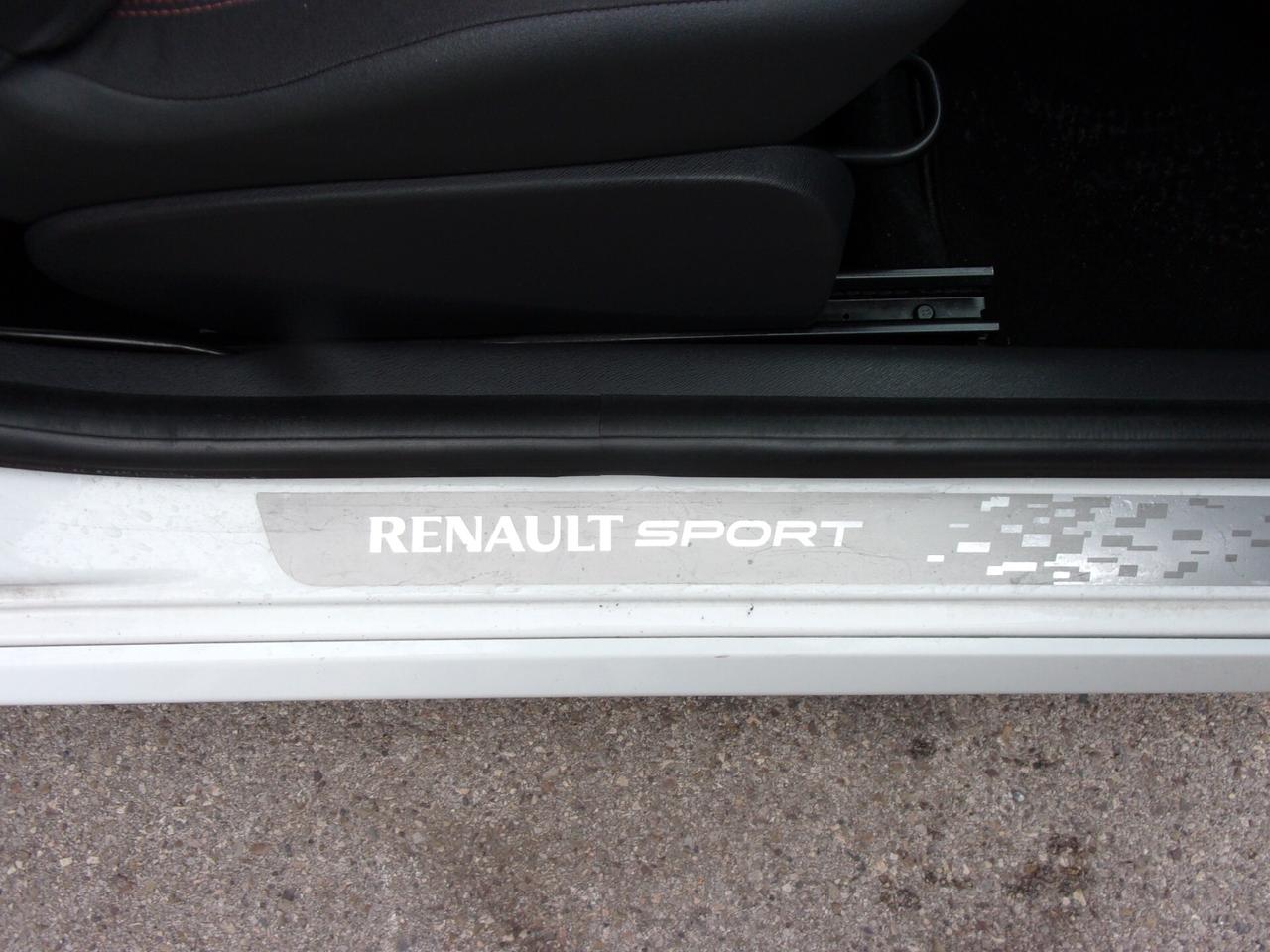 Renault Twingo 1.6 16V RS Light
