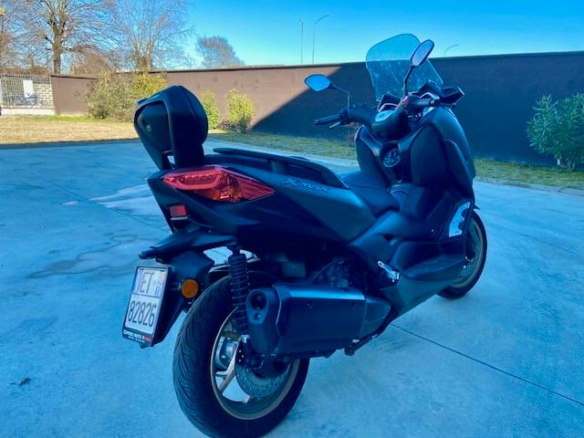 Yamaha X-Max 300 TECH MAX 2020 - FINANZIABILE KM 18.200