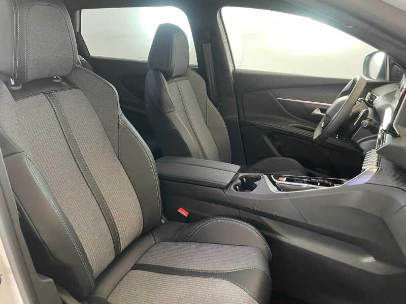 PEUGEOT 5008 Hybrid 136 e-DCS 6Â  ALLURE PACK