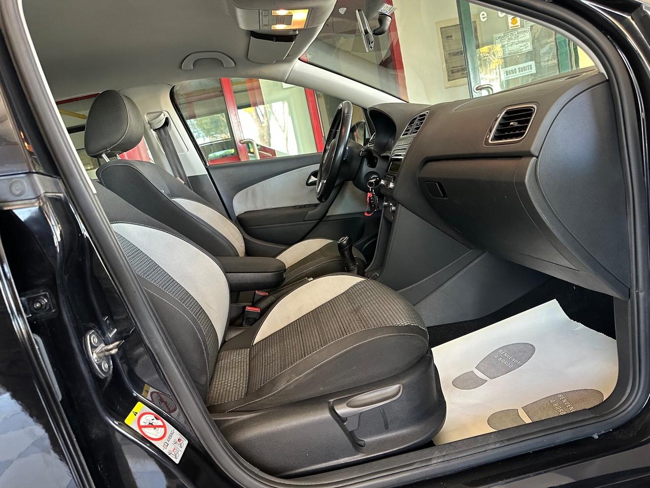 Volkswagen Polo Cross 1.6 TDI 90CV