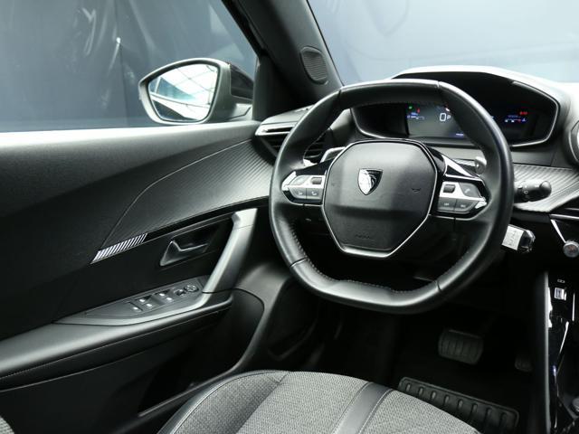 PEUGEOT 2008 PureTech 130 S&S EAT8 Allure