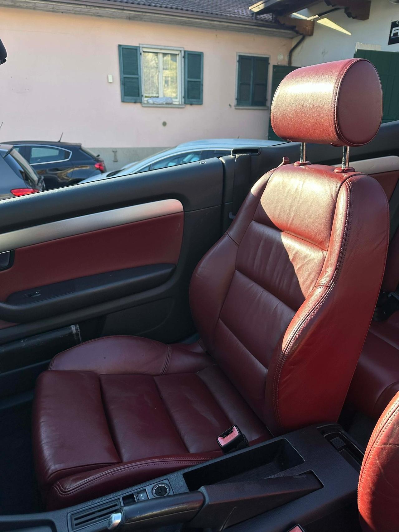 Audi A4 CABRIO SLINE 2.0 TDI KMCERT FULLOPT