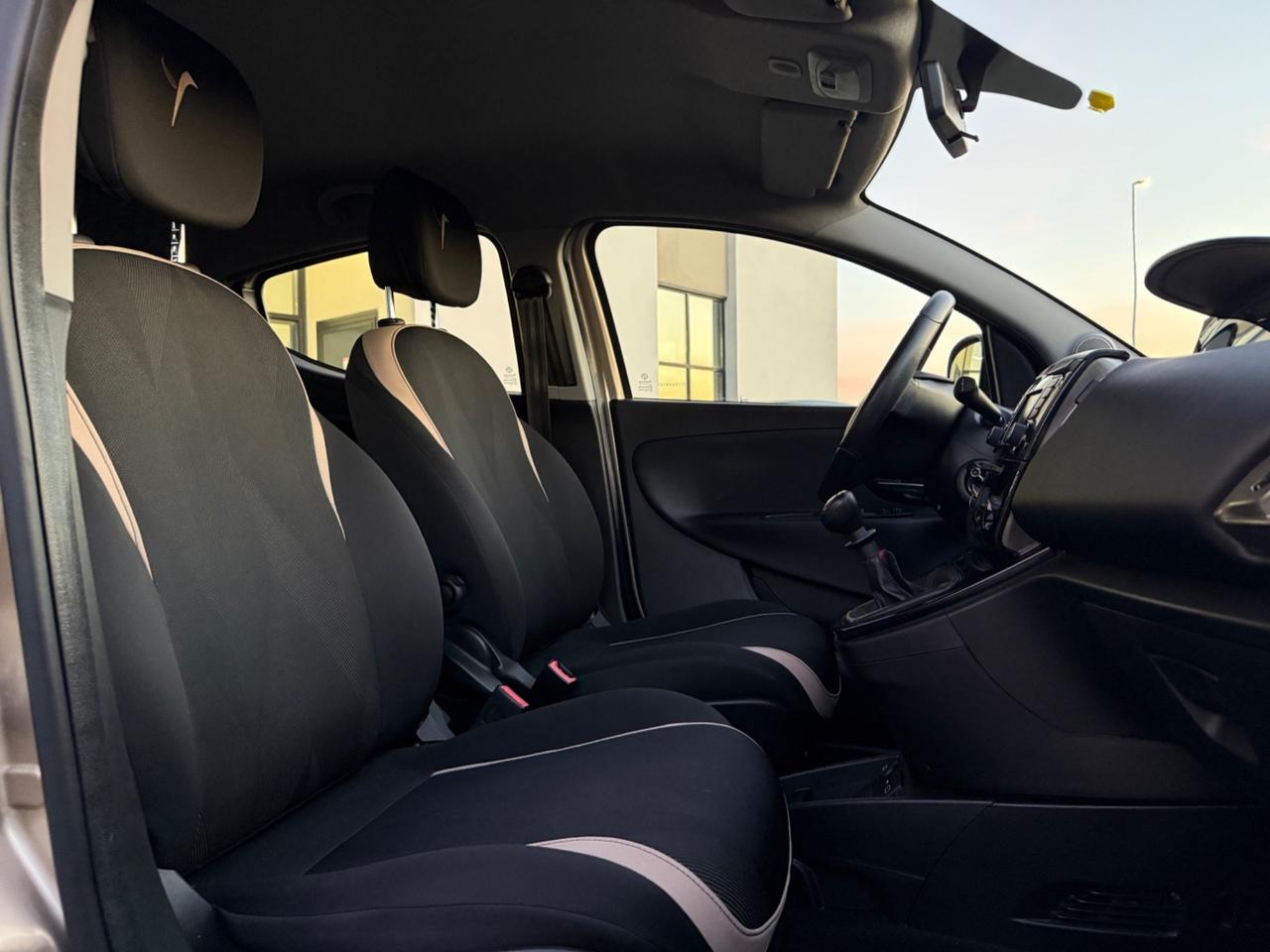 Lancia Ypsilon 1.2 - 5 PORTE|UNIPRO|