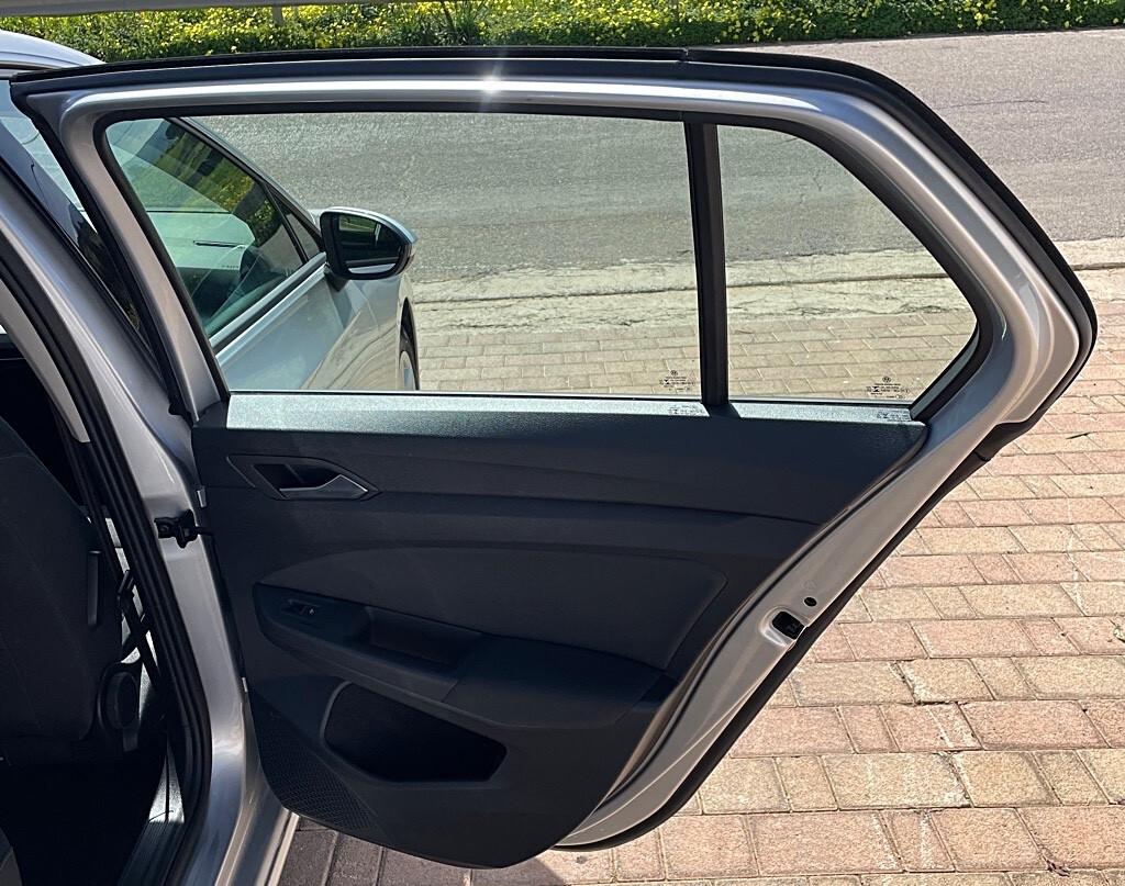 Volkswagen Golf 2.0 TDI 150 CV DSG SCR Style