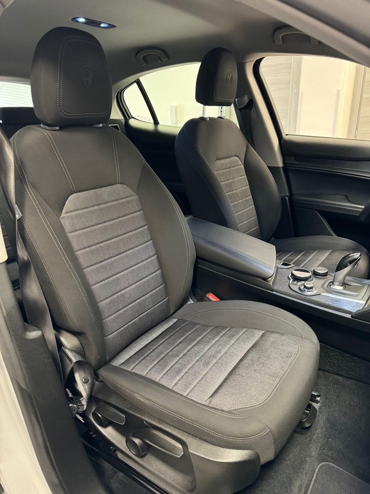 Alfa Romeo Stelvio 2.2 Turbodiesel 190 CV AT8 Q4 Business